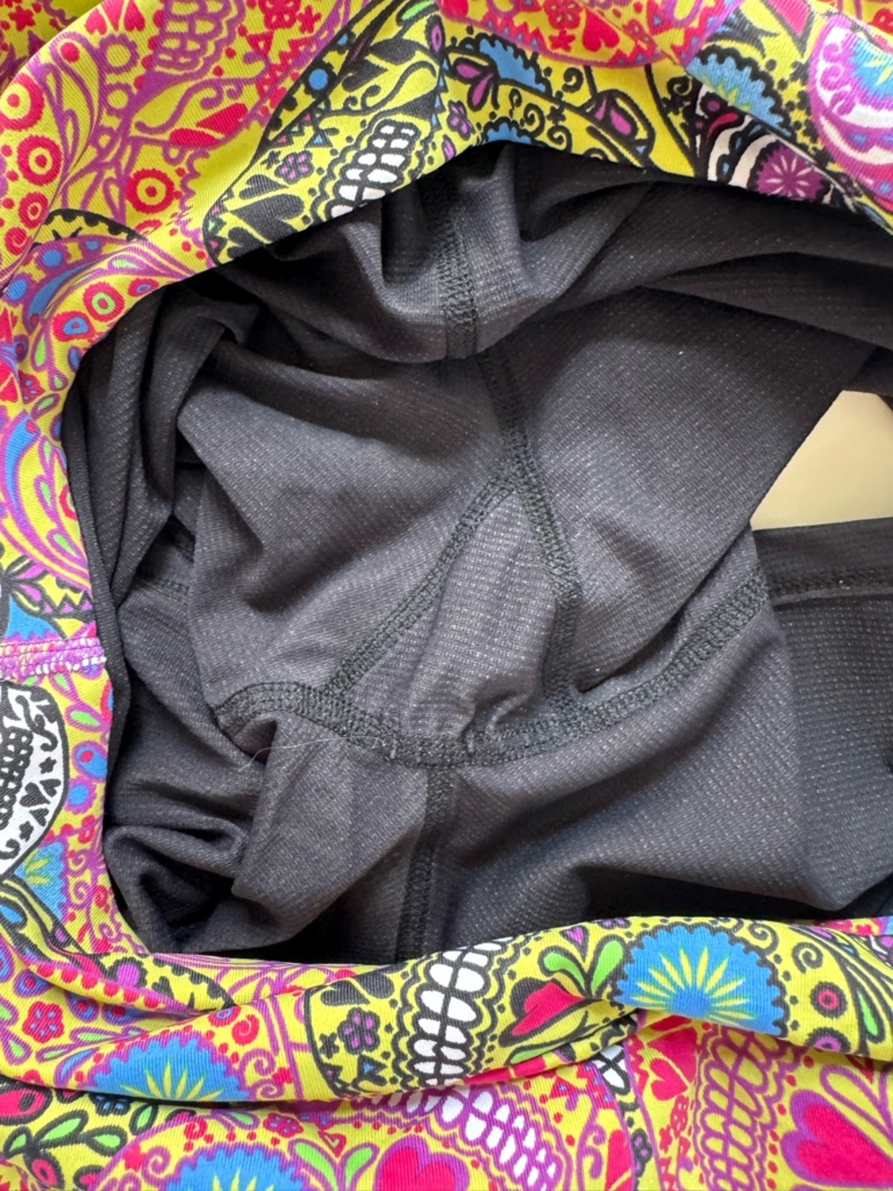 Dona Jo JoJo Skort in Esqueleto Neo Sugar Skull | 2 LARGE - Picture 5 of 8